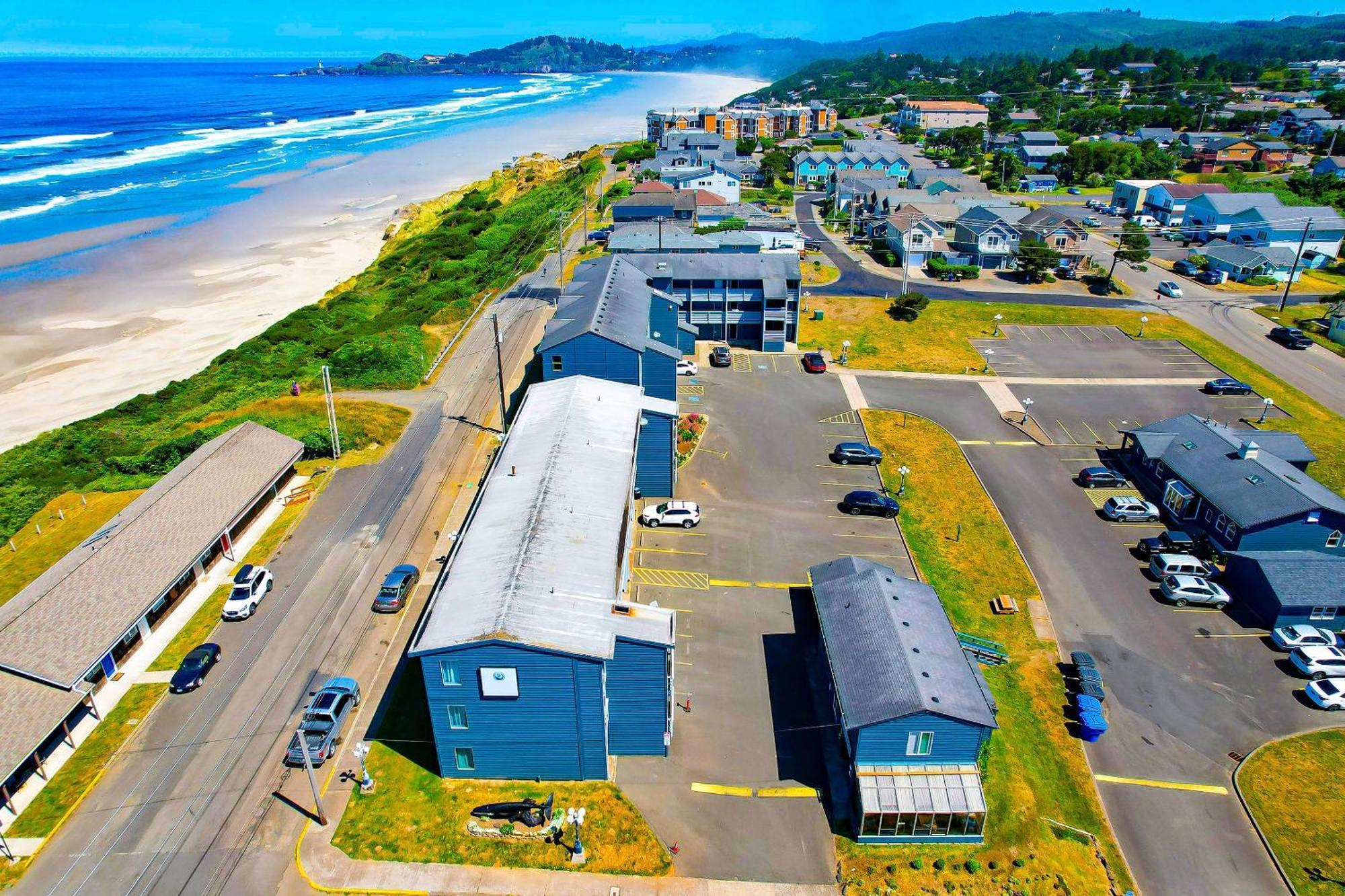 Oyo Waves Hotel Newport Or - Nye Beach Exterior photo